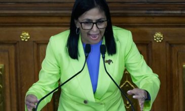 Ο διευθυντής της CIA συναντήθηκε στο Καράκας με την προσωρινή πρόεδρο της Βενεζουέλας