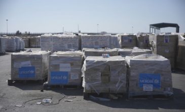 Μπαίνει στην Γάζα εκπαιδευτικό υλικό  για πρώτη φορά έπειτα από δύο χρόνια