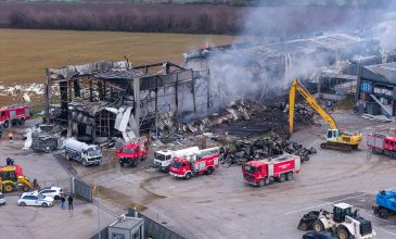 Πυροσβεστική για την έκρηξη στο εργοστάσιο της «Βιολάντα»: «Πολύμηνη διαρροή στο έδαφος με υψηλές συγκεντρώσεις προπανίου»