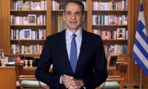 Μητσοτάκης για τη Συνταγματική Αναθεώρηση: Εύχομαι η διαδικασία να αποτελέσει μια απάντηση στην τοξικότητα και τη στείρα κομματική περιχαράκωση