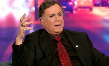 Χάρης Ρώμας: «Επιμένω στην ανδρική μου ταυτότητα, μου αρέσει που είμαι άνδρας»