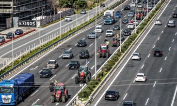 Προς το κέντρο της Αθήνας 44 τρακτέρ – Σε εξέλιξη οι κινητοποιήσεις των αγροτών