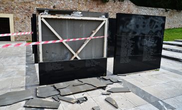 Δήμος Καισαριανής: «θα αποκαταστήσουμε τις φθορές» από τον βανδαλισμό του Μνημείου – Δείτε φωτογραφίες