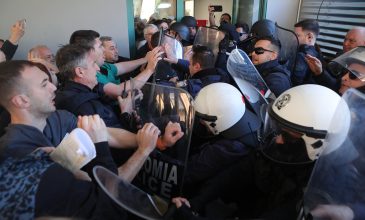 Κάποιοι ήθελαν να δουν εικόνες να ανοίγουν το κεφάλι του Άδωνι Γεωργιάδη, υποστηρίζει η εκπρόσωπος της ΕΛ.ΑΣ.