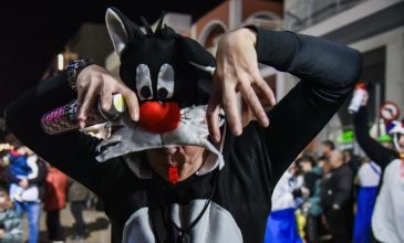 Η Αθήνα κορυφώνει τις αποκριάτικες εκδηλώσεις της