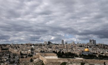 Τουλάχιστον 51 νεκρές μαθήτριες από πλήγμα σε σχολείο θηλέων στο νότιο Ιράν