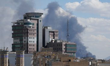 «Ώρα μηδέν» στη Μέση Ανατολή: Μαζικοί βομβαρδισμοί των ΗΠΑ και του Ισραήλ στο Ιράν, ο πόλεμος εξαπλώνεται στον Λίβανο