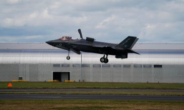 Οι Βρετανοί κάνουν λόγο για «φερόμενο πλήγμα drone» στη στρατιωτική βάση τους στην Κύπρο – «Περιορισμένες ζημιές»