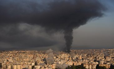 Ο πόλεμος στην Μέση Ανατολή μπήκε στον δεύτερο μήνα: Οι… διαπραγματεύσεις και οι παγιδευμένοι άμαχοι