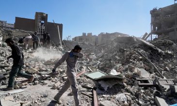 Τουλάχιστον χίλιοι άνθρωποι έχουν σκοτωθεί από τα πλήγματα ΗΠΑ και Ισραήλ, σύμφωνα με τους Ιρανούς