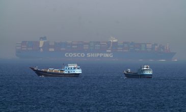 Οι Φρουροί της Επανάστασης διαβεβαιώνουν πως έχουν τον «πλήρη έλεγχο» του Στενού του Ορμούζ – Νεκροί στον Λίβανο από ισραηλινούς βομβαρδισμούς