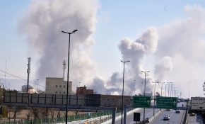 Συναγερμός στο Ιράν: Ακούστηκαν εκρήξεις στην Τεχεράνη – Διαψεύδει το Ισραήλ για επίθεση