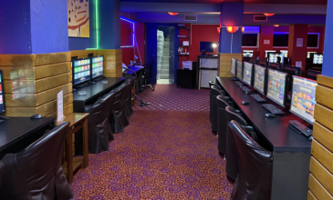 Πώς λειτουργούσε το κύκλωμα που διοργάνωνε παράνομα τυχερά παιχνίδια – Πάνω από 16 εκατ. ευρώ τα κέρδη