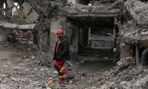 Σφοδρά αεροπορικά πλήγματα στην Τεχεράνη και αναχαιτίσεις στην Τουρκία