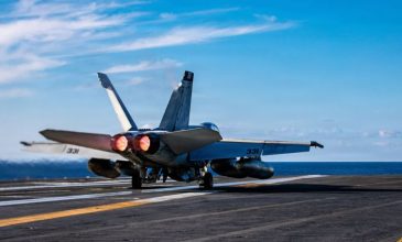 Φωτιά στο αεροπλανοφόρο USS Gerald Ford, δύο ναύτες τραυματίστηκαν