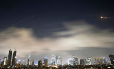 Θραύσμα ιρανικού πυραύλου έπληξε κτίριο της προξενικής κατοικίας των ΗΠΑ στο Ισραήλ