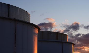 Προειδοποίηση από τον ΔΟΕ: Τα εμπορικά αποθέματα πετρελαίου μειώνονται πολύ γρήγορα