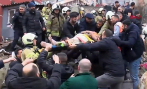 Πανικός στην Κωνσταντινούπολη: Κατέρρευσαν δύο κτίρια – Σοκάρει το βίντεο