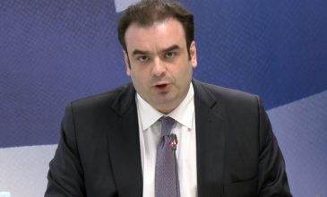 Τι σημαίνουν τα μέτρα ενίσχυσης λόγω πολέμου για την τσέπη μας – Οι δικαιούχοι και οι πιο κερδισμένοι με παραδείγματα – Δείτε βίντεο