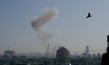 Κλιμάκωση στη Μέση Ανατολή με νέες πυραυλικές επιθέσεις του Ιράν στο Ισραήλ