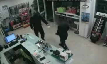 Ληστής που «χτύπησε» σε βενζινάδικο στο Αγρίνιο, εξομολογήθηκε σε ιερέα και στη συνέχεια παραδόθηκε