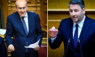 Κοινονοβουλευτική «μονομαχία» Χατζηδάκη με Ανδρουλάκη για τις υποκλοπές