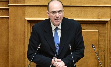ΠΑΣΟΚ: Η παραίτηση του κ. Λαζαρίδη υπογραμμίζει πόσο αδύναμος είναι ο πρωθυπουργός