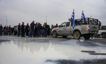 Κτηνοτρόφοι στην Μυτιλήνη εμπόδισαν την αποβίβαση εξοπλισμού για τον αφθώδη πυρετό