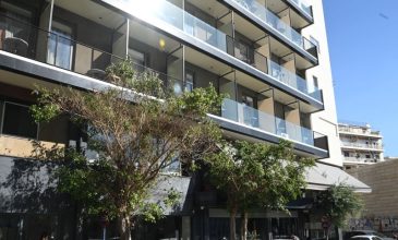 Ενώπιον του εισαγγελέα οδηγείται ο 89χρονος που άνοιξε πυρ στον ΕΦΚΑ και στο Πρωτοδικείο – Τι λέει για τα κίνητρα των αιματηρών επιθέσεων