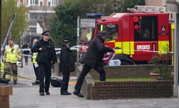 Ο ύποπτος της επίθεσης με μαχαίρι στο Λονδίνο έχει βίαιο παρελθόν και προβλήματα ψυχικής υγείας