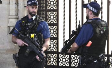 Συναγερμός στο Βόρειο Λονδίνο: Δύο Εβραίοι τραυματίστηκαν από επίθεση με μαχαίρι