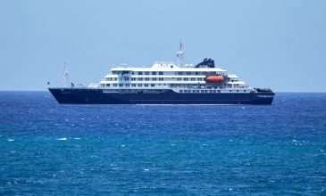 Τρία άτομα θα απομακρυνθούν από το κρουαζιερόπλοιο με τα κρούσματα χανταϊού – Θα μεταφερθούν στην Ολλανδία για νοσηλεία