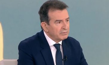 Μιχάλης Χρυσοχοΐδης: Έρχεται νομοθετική ρύθμιση για τα ηλεκτρικά πατίνια – «Είναι πολύ επικίνδυνο για τους ανήλικους»