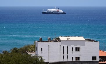 Κρουαζιερόπλοιο «MV Hondius»: Οι κάτοικοι των Κανάριων Νησιών ανησυχούν ότι θα ξαναζήσουν την καραντίνα της εποχής της covid
