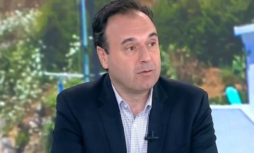 Παπαστεργίου για νέο πλαίσιο στα social media των νέων: Οι πλατφόρμες πρέπει να ζητήσουν από 1/1/27 επανεπιβεβαίωση ηλικίας