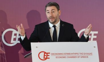 Ανδρουλάκης: «Υπάρχει άλλος πολιτικός δρόμος, που μπορεί να κάνει την Ελλάδα πιο ανθεκτική και πιο δίκαιη»