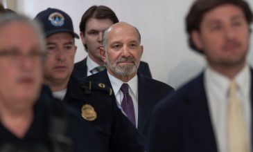 Υπόθεση Επστάιν: Δημοκρατικοί βουλευτές στο Κογκρέσο κατηγορούν τον υπουργό Εμπορίου των ΗΠΑ Λάτνικ ότι ψεύδεται