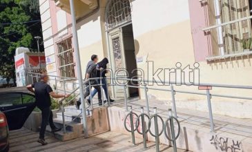 Προφυλακίστηκε ο 30χρονος που παρέσυρε την 28χρονη σύζυγό του με το όχημά του – Η γυναίκα φέρεται να μην θυμάται τι έγινε