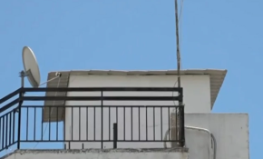 «Τους δίναμε ρούχα αλλά φορούσαν συνέχεια τα ίδια βρώμικα», συγκλονιστικές μαρτυρίες για τα 6 παιδιά στο Περιστέρι