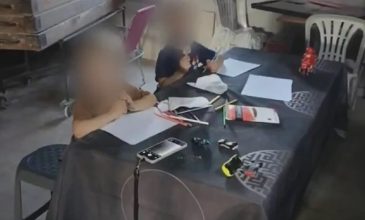Σοκ στην Πορτογαλία: Προφυλακίστηκε η μητέρα που εγκατέλειψε τα δύο παιδιά της στον δρόμο