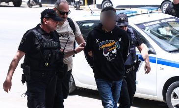 Δίωξη για ανθρωποκτονία με δόλο στον 30χρονο για τη δολοφονία του 67χρονου πατέρα του
