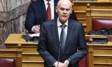 Πέθανε ο υφυπουργός Περιβάλλοντος και Ενέργειας Νίκος Ταγαράς