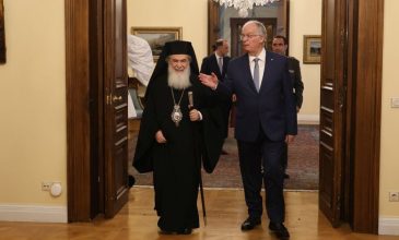 Τασούλας προς στον Πατριάρχη Ιεροσολύμων: «Θα συνεχίσουμε να στηρίζουμε τους καθημερινούς σας αγώνες με κάθε δυνατό τρόπο»