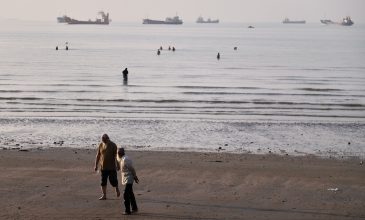Η ιρανική ναυτιλιακή αρχή επιβεβαιώνει το πλήρες κλείσιμο των Στενών του Ορμούζ «μέχρι νεωτέρας» – Προχωρούν οι διαπραγματεύσεις με τις ΗΠΑ