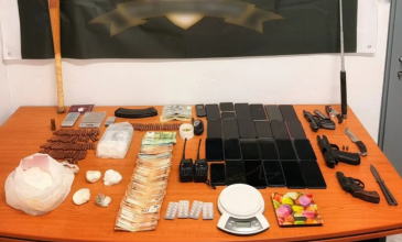 Εξαρθρώθηκε κύκλωμα διακίνησης κοκαΐνης στην Αττική – Εννέα συλλήψεις