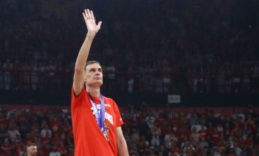 Στο… λιμάνι του ο Μπαρτζώκας μέχρι το 2029 – Ανανέωσε το συμβόλαιό του με τον Ολυμπιακό