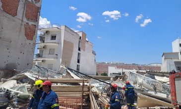 Κατάρρευση πολυκατοικίας στα Πετράλωνα: Εντοπίστηκαν εκτός κτιρίου οι τέσσερις που αρχικά είχαν θεωρηθεί αγνοούμενοι