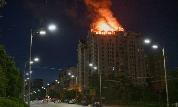 Η Ρωσία έπληξε την Ουκρανία με τον μεγαλύτερο αριθμό βαλλιστικών πυραύλων σε μία μεμονωμένη επίθεση από την αρχή του πολέμου
