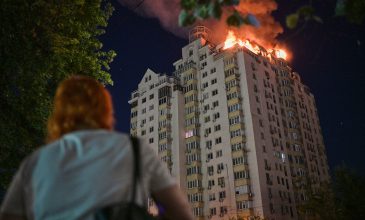 Τουλάχιστον 27 νεκροί από ρωσική αεροπορική επιδρομή στην περιφέρεια του Κιέβου