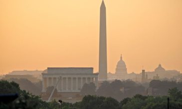 Καύσωνας στην Ανατολική Ακτή παραμονή των εορτασμών για την 4η Ιουλίου στις ΗΠΑ
